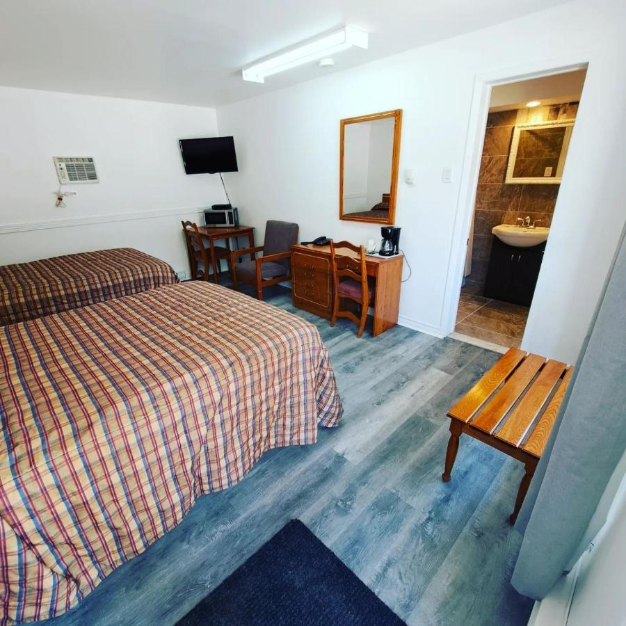 Motel Bonsoir Жольєт Екстер'єр фото