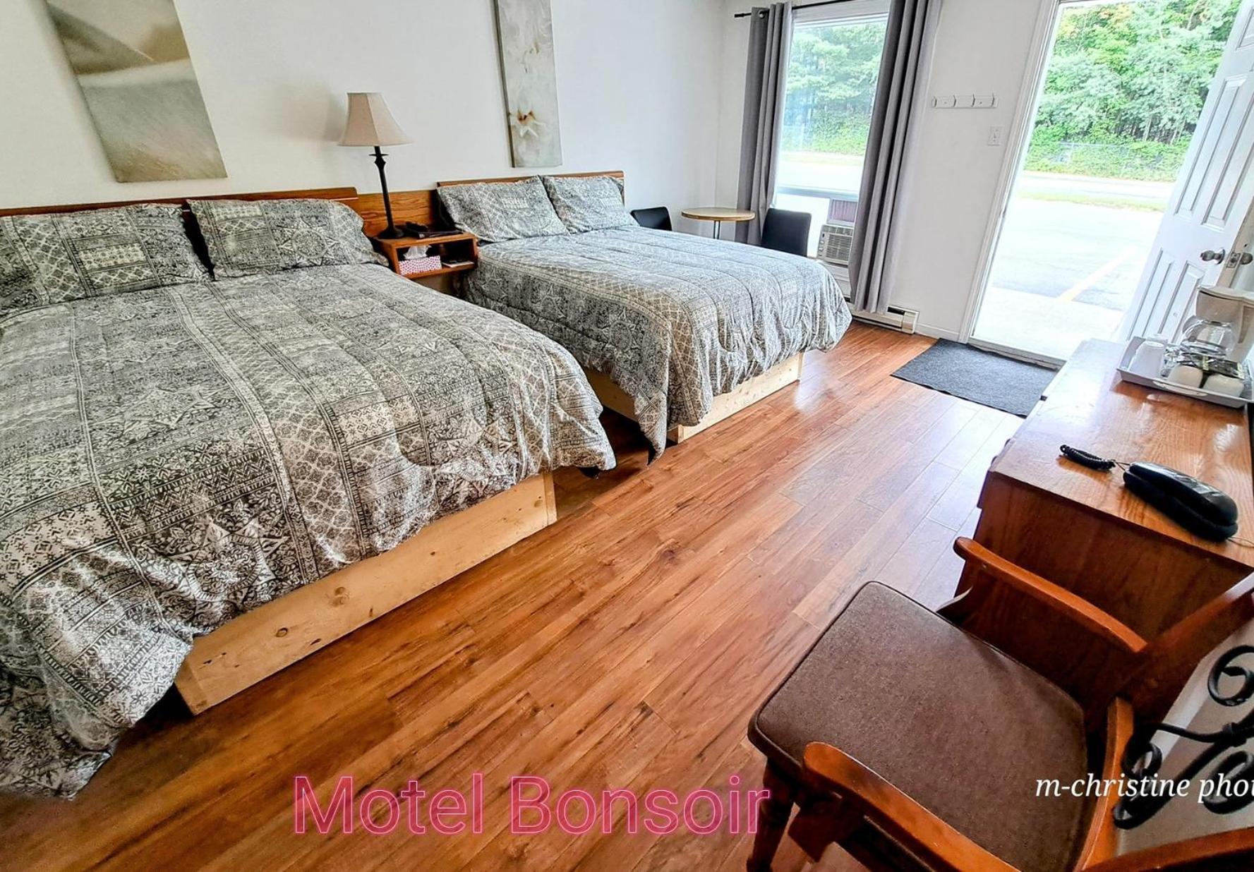 Motel Bonsoir Жольєт Екстер'єр фото